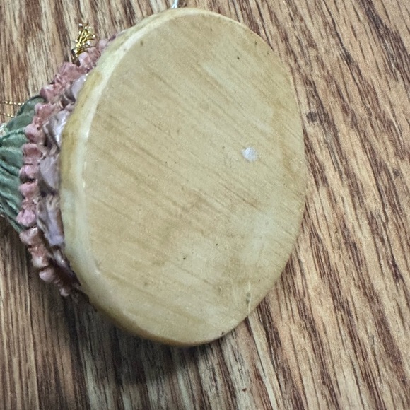 Louis Nichole Victorian Louis XVII Old World Lady with Cane/Walkingstick - Picture 7 of 10